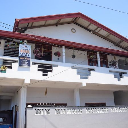 Tharaka Homestay Велигама Экстерьер фото