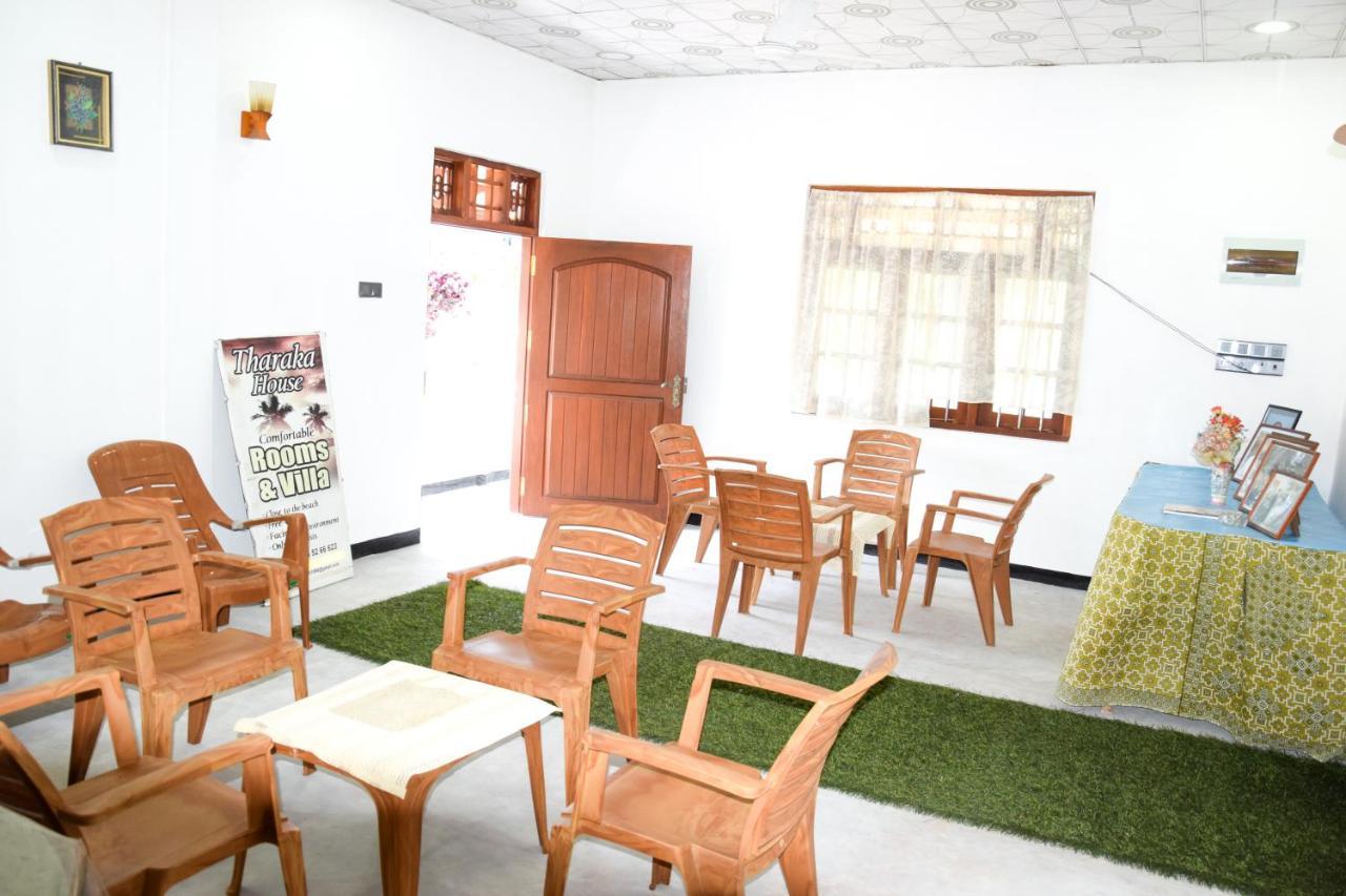 Tharaka Homestay Велигама Экстерьер фото