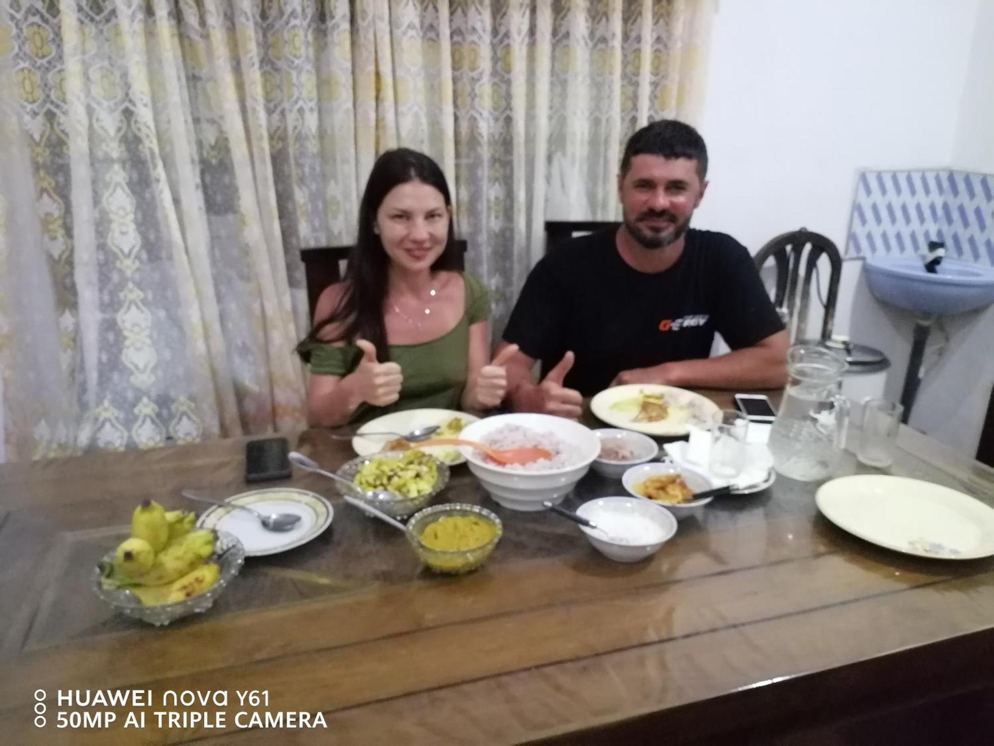 Tharaka Homestay Велигама Экстерьер фото